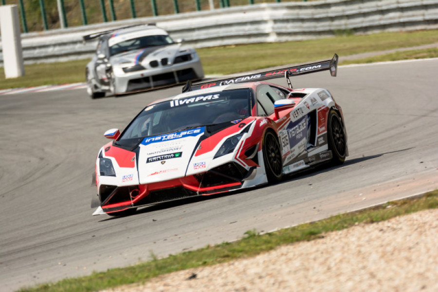 Noví jezdci týmu Mičánek Motorsport se v Brně uvedli výsledky na hranici TOP 5!