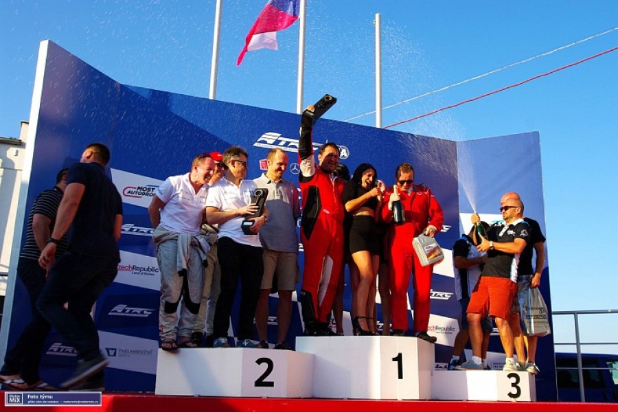Padesátý závod série Le oslavil Radicalteam absolutním vítězstvím 