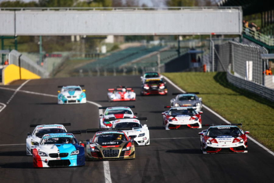 Mičánek Motorsport se úspěšně vrátil do šampionátu FIA CEZ